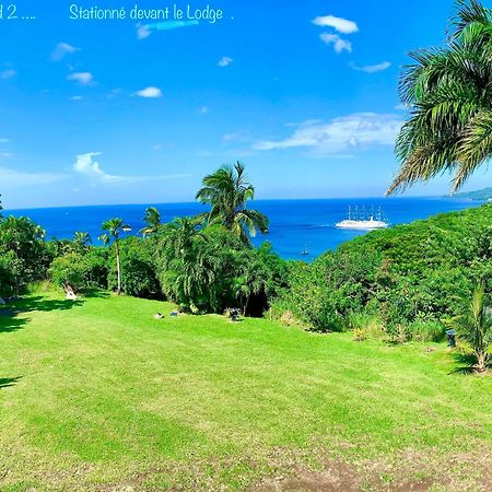 LODGE COLIBRIS vue panoramique mer et montagne pelée , 500 m plage dans un parc , Calme assuré Idéal pour découvrir le nord Caraïbes Le Carbet Esterno foto